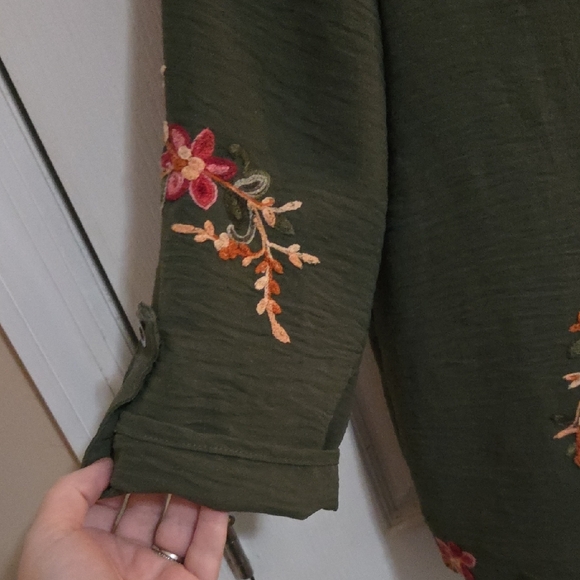 Olive Floral Embroidered Blouse - Picture 3 of 5